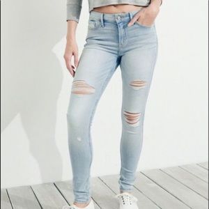 hollister ripped skinny jeans light wash